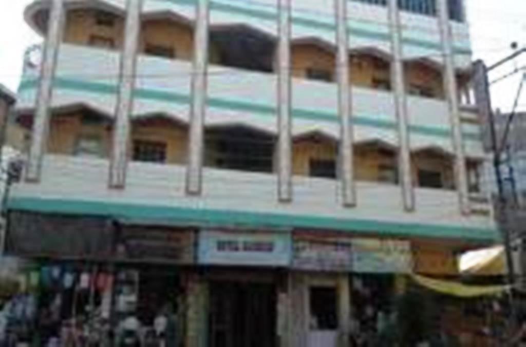 Sandeep 2* Varanasi