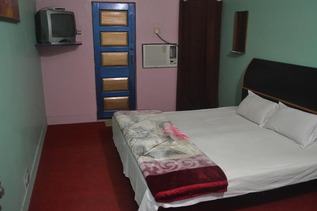 Hotel Sandeep 2*